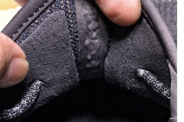 BLACK MENS 350 FU9006 ADIDAS BOOST YEEZY V2 1027